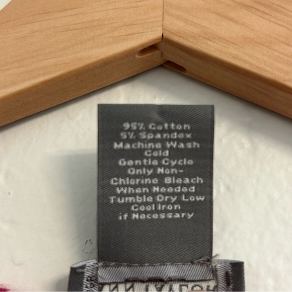 Ann Taylor Red-White Patterned Tank Top Blouse, Size S - Picture 5 of 5